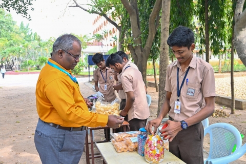 young entrepreneurship stalls yes inauguration